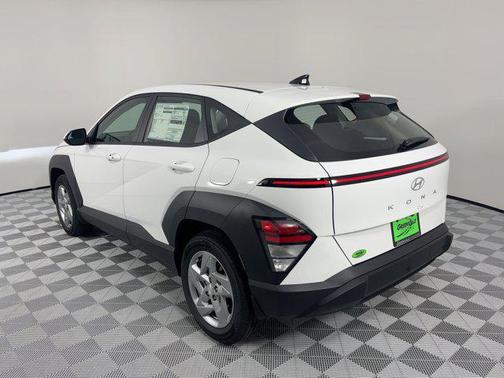 2026 Hyundai KONA SE