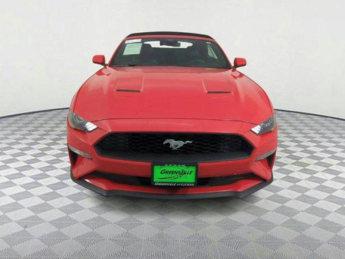 2022 Ford Mustang EcoBoost