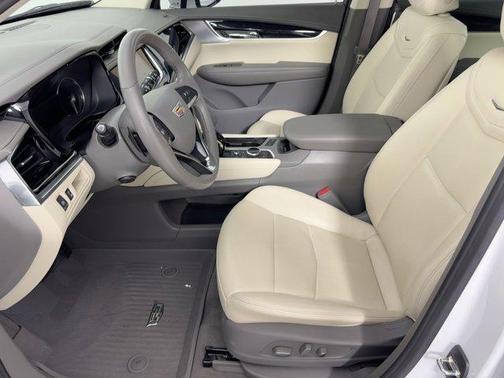 2024 Cadillac XT6 Premium Luxury FWD