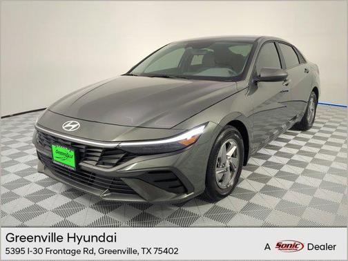 2024 Hyundai ELANTRA SE