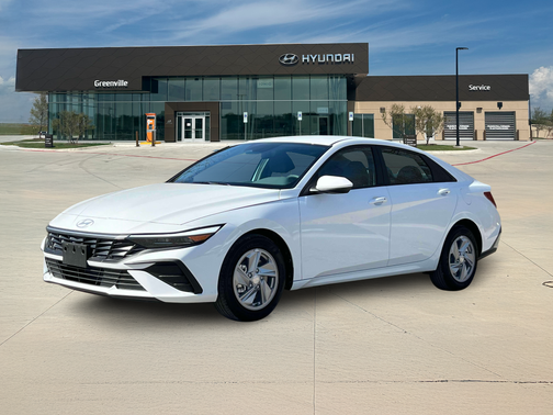 2025 Hyundai ELANTRA SE
