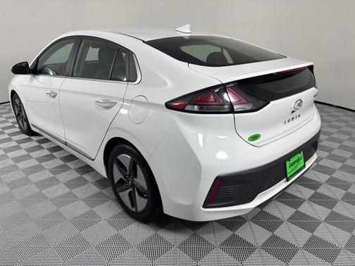 2022 Hyundai IONIQ Hybrid Limited