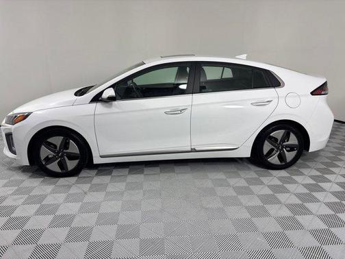 2022 Hyundai IONIQ Hybrid Limited