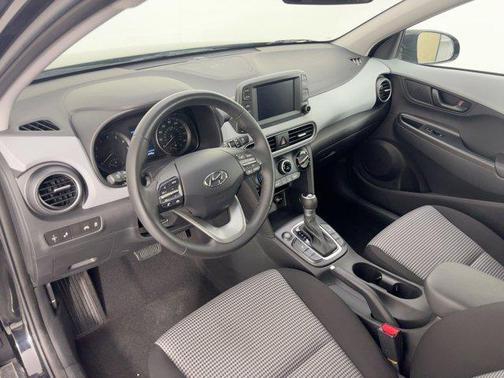 2021 Hyundai KONA SEL