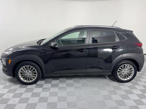 2021 Hyundai KONA SEL