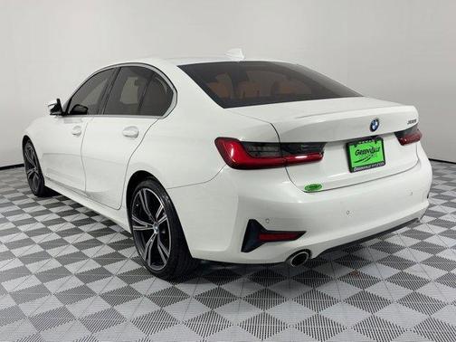 2020 BMW 330 i
