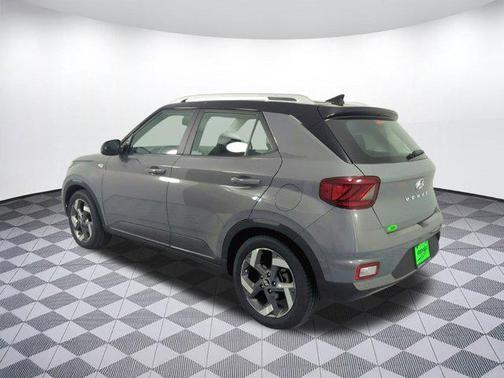 2022 Hyundai VENUE Limited