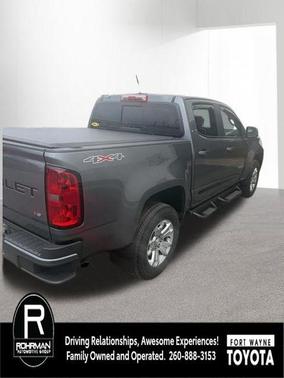 Satin Steel Metallic 2022 Chevrolet Colorado LT
