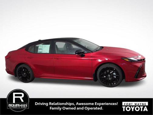 Supersonic Red w/Midnight Black Metallic Roof 2026 Toyota Camry XSE