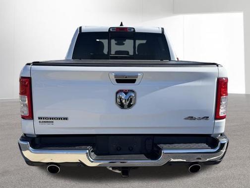 Bright White Clearcoat 2019 RAM 1500 Big Horn