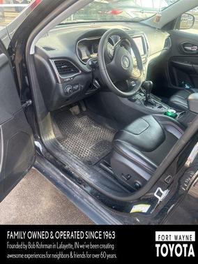 2022 Jeep Cherokee Trailhawk