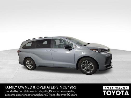 2023 Toyota Sienna XSE 7 Passenger
