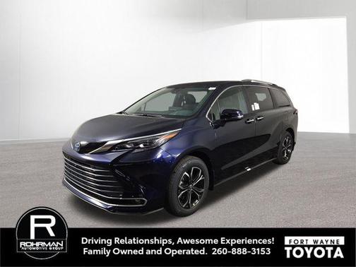 2025 Toyota Sienna Platinum 7 Passenger