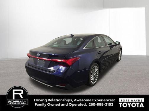 2021 Toyota Avalon Hybrid Limited