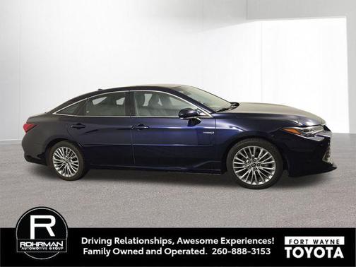 2021 Toyota Avalon Hybrid Limited