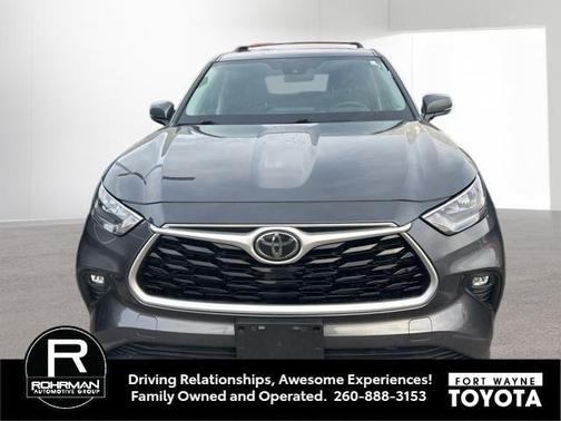 2020 Toyota Highlander LE