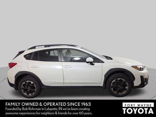 Crystal White Pearl 2021 Subaru Crosstrek Premium