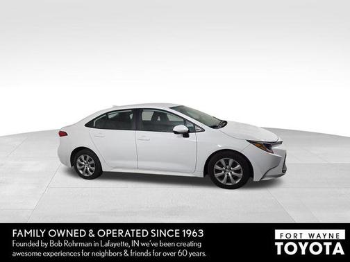 Ice Cap 2024 Toyota Corolla LE