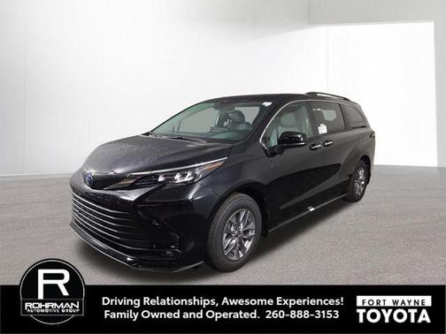 2025 Toyota Sienna XLE 7 Passenger