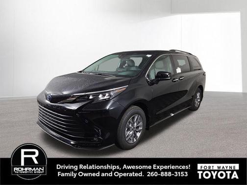 2025 Toyota Sienna XLE 7 Passenger