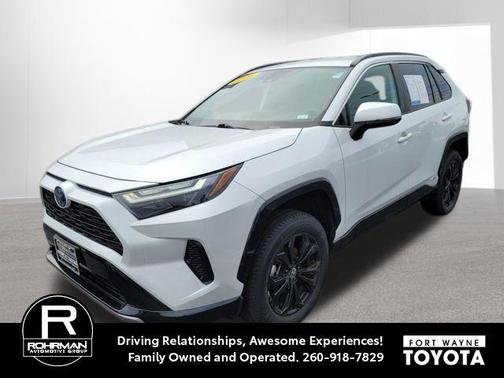 Wind Chill Pearl 2023 Toyota RAV4 Hybrid SE