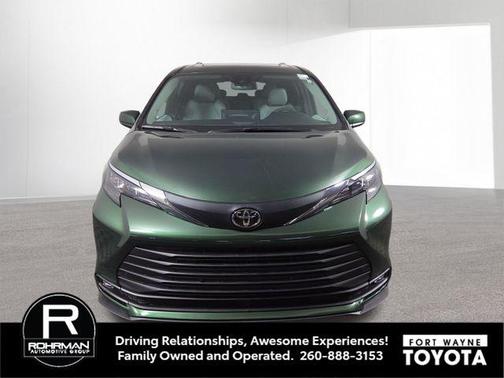 Cypress 2026 Toyota Sienna XLE
