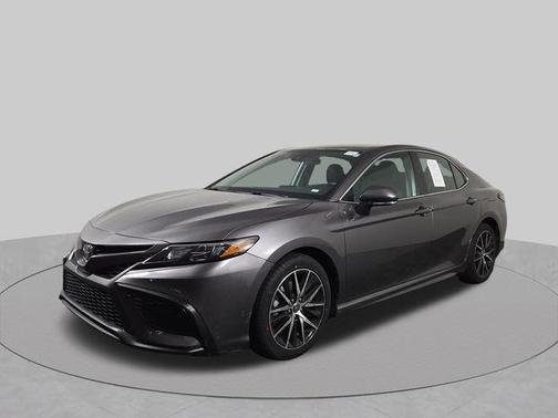 Predawn Gray Mica 2022 Toyota Camry SE