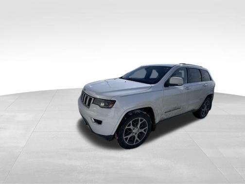 2018 Jeep Grand Cherokee Sterling Edition