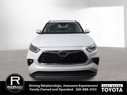 2023 Toyota Highlander Platinum
