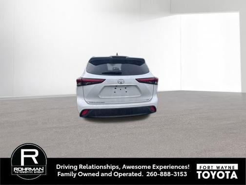 2023 Toyota Highlander LE