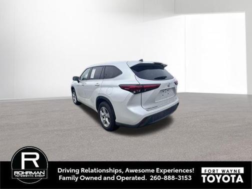 2023 Toyota Highlander LE