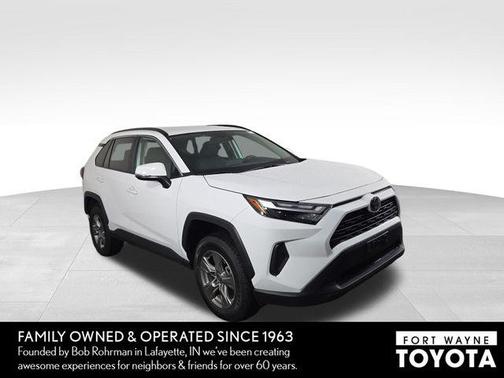Ice Cap 2025 Toyota RAV4 XLE
