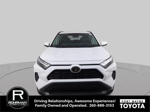 Ice Cap 2025 Toyota RAV4 XLE