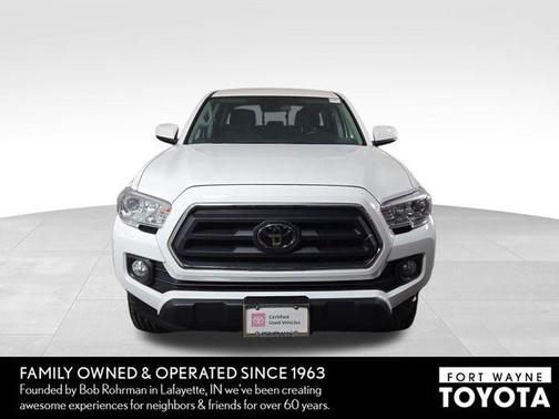 Ice Cap 2023 Toyota Tacoma SR5
