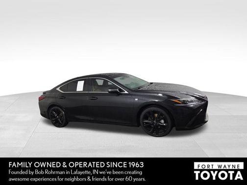 Caviar 2025 Lexus ES 300h F SPORT Design