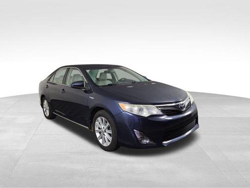 2014 Toyota Camry Hybrid LE