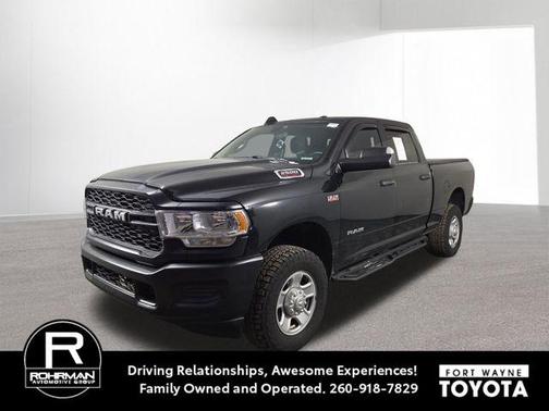 2022 RAM 2500 Tradesman Crew Cab 4x4 6'4' Box