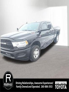 2022 RAM 2500 Tradesman Crew Cab 4x4 6'4' Box