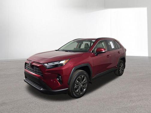 2025 Toyota RAV4 Hybrid XLE Premium