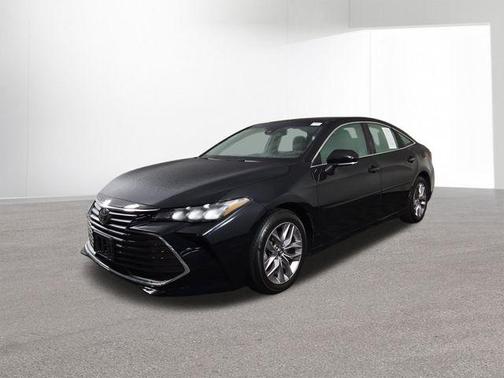 2019 Toyota Avalon XLE
