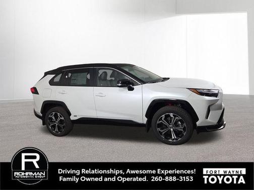 2025 Toyota RAV4 Hybrid SE