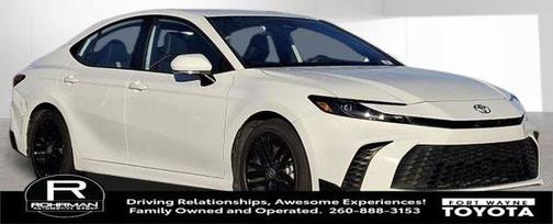 Ice Cap 2025 Toyota Camry SE