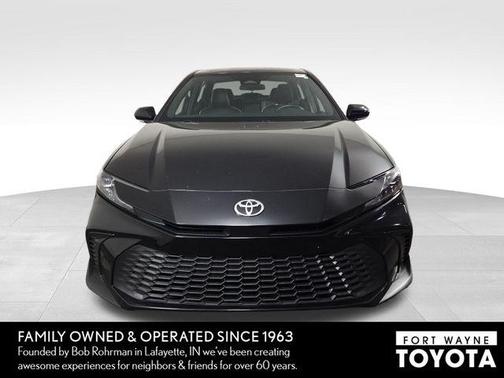 Midnight Black Metallic 2025 Toyota Camry SE