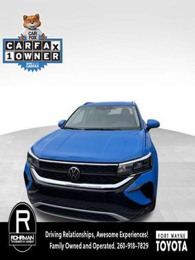 Cornflower Blue 2024 Volkswagen Taos 1.5T SE