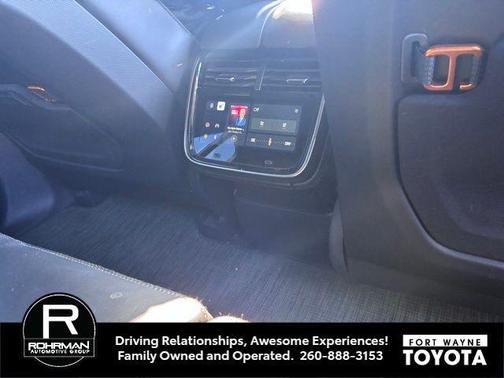 2023 Rivian R1S Adventure