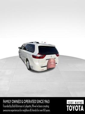 2020 Toyota Sienna Limited Premium