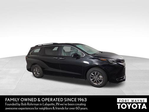 2024 Toyota Sienna XLE