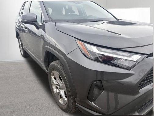 Ice Cap 2024 Toyota RAV4 XLE