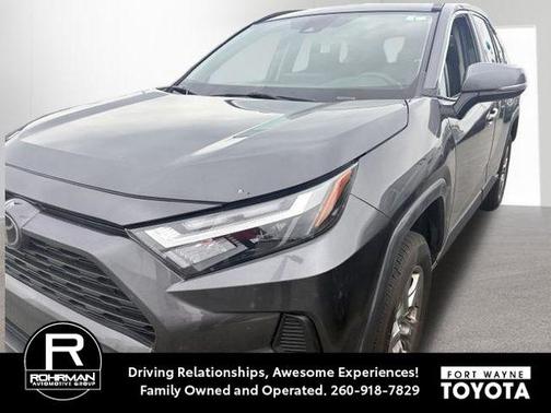 Ice Cap 2024 Toyota RAV4 XLE