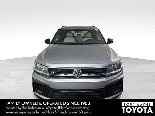 Silver Metallic 2021 Volkswagen Tiguan 2.0T SE R-Line Black 4MOTION